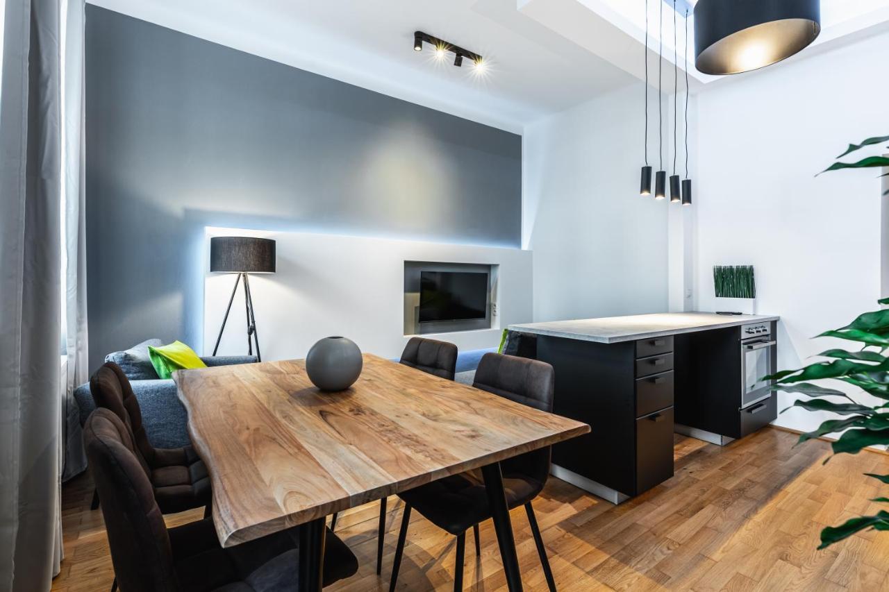Stylish Designed Apartment In A Top Location Viena Exterior foto